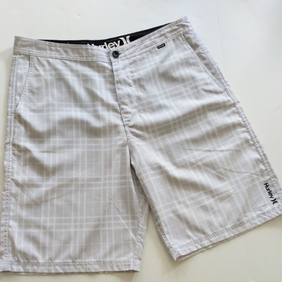 Hurley Grey Plaid Men's Shorts Size 34